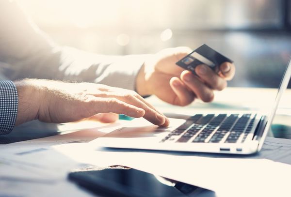 Experiencia que deja la pandemia incentiva la ampliación de servicios digitales en Paraguay - MarketData