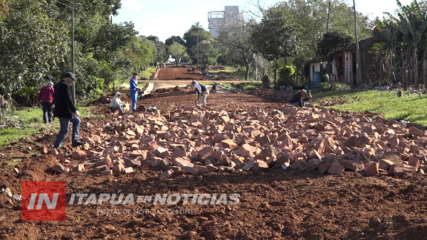 ANUNCIAN INICIO DE OBRAS DE EMPEDRADO EN CALLES IMPORTANTES DE SAN COSME