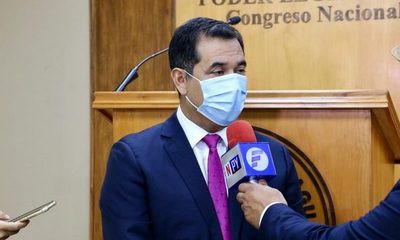 Senador insistirá en que vacunas contra Covid-19 lleguen al 100% de la población