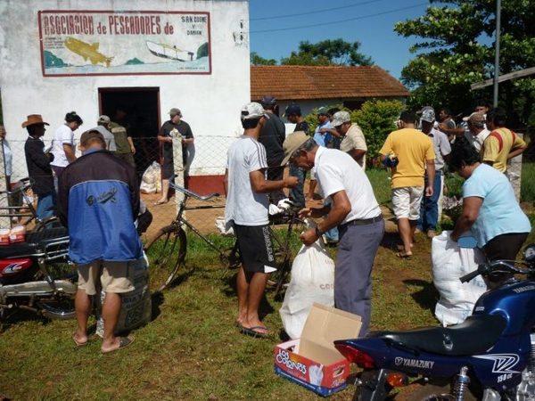 Itapúa: Inicia entrega de aportes sociales por veda a pescadores | OnLivePy