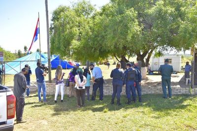 Incidentes entre personal de la firma LMJ S.A y militares por loteamiento - Nacionales - ABC Color
