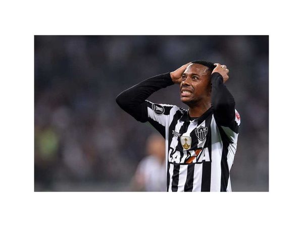 Justicia italiana confirma condena de 9 años a Robinho por violación en Milán