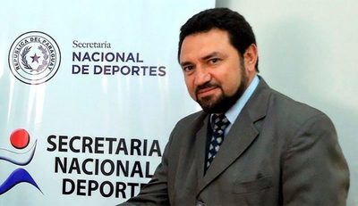 Presidente de Conajzar se salva de la interpelación por un voto