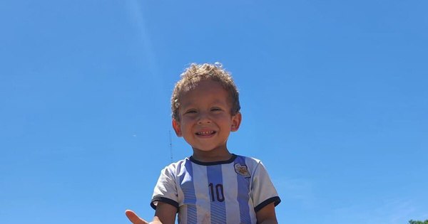 La Nación / Navidad en tu plaza: entregan regalos y alegría a niños de Ñeembucú