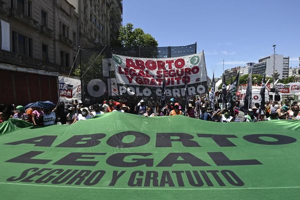 Argentina libra nueva batalla parlamentaria por la legalización del aborto - Mundo - ABC Color