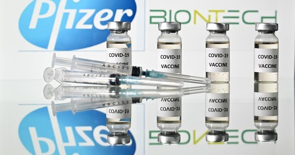 La Nación / Ensayos de vacuna de Pfizer, avalados por revista médica