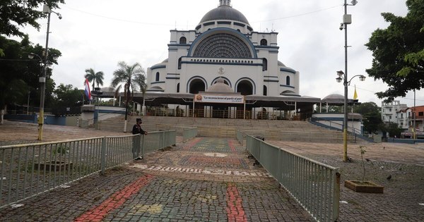 La Nación / Reabren Tupãsy Ykua y Basílica a los feligreses