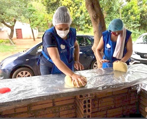 Crónica / Mamis adolescentes ya ofrecen ricos pan dulces