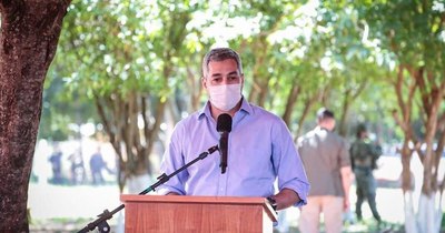 La Nación / Para Abdo Benítez, su gobierno es ejemplo de transparencia en la región