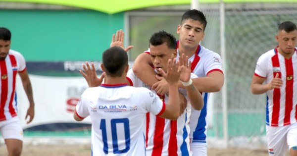 La Nación / Paraguay goleó a Uruguay
