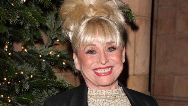 HOY / Fallece la actriz británica Barbara Windsor de Alzheimer a los 83 años