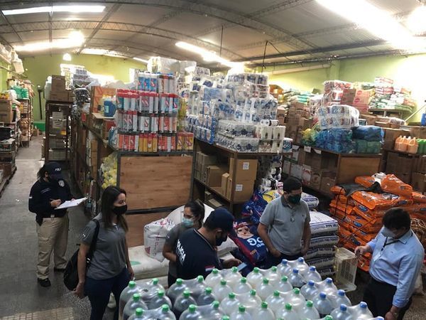 Carapeguá: Fiscalía realizó allanamiento conjunto e incautó varias mercaderías de contrabando » Ñanduti