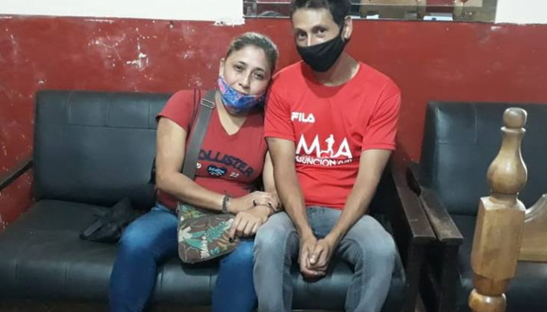 Imputan a mujer que reapareció con su amante en comisaría - Noticiero Paraguay