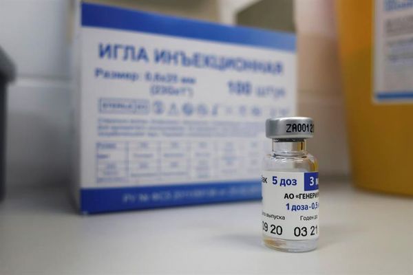 Rusia ofrece compartir la tecnología de su vacuna Sputnik V con farmacéuticas  - Mundo - ABC Color