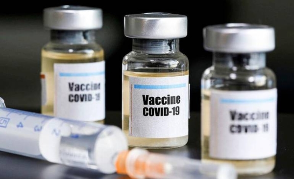 HOY / Rusia ofrece compartir tecnología de su vacuna Sputnik V con farmacéuticas