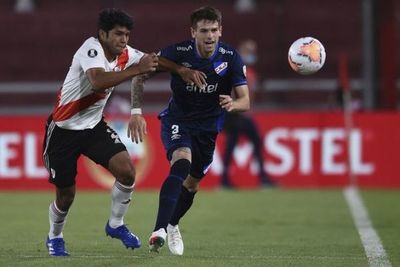 Con Robert Rojas, River saca una buena ventaja sobre Nacional