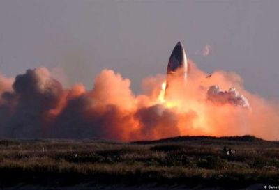 Nave de SpaceX explota durante un aterrizaje de prueba