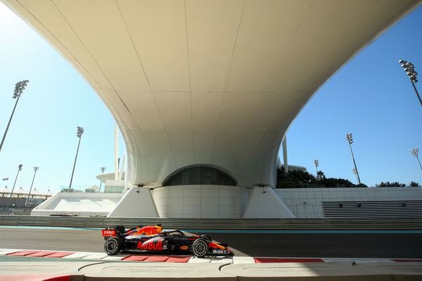 Max Verstappen dominó en el primer libre de Abu Dabi - Automovilismo - ABC Color
