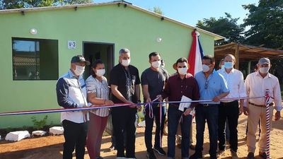 Con inauguración de 39 viviendas en Iruña, Abdo inicia recorrido por Alto Paraná - ABC en el Este - ABC Color