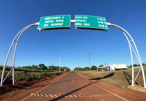 Inauguran asfaltado en Santa Rosa del Monday que conectará con el Corredor de Exportación
