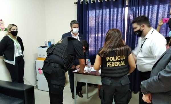 HOY / Extraditan a brasileño requerido por asesinar y quemar a una pareja