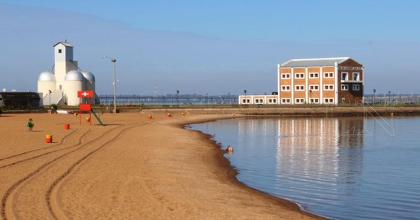 La Nación / Yd desafió al Gobierno: “A ver si tienen huevos para venir a cerrar” las playas