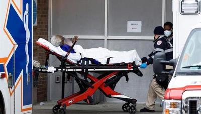 EE.UU. supera por primera vez 3.000 muertes diarias por COVID-19