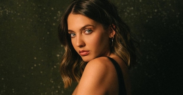 Anna Chase apareció por México