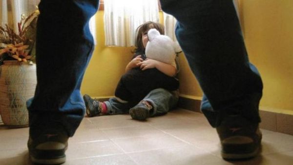 Tras allanamiento detienen a un prófugo acusado de abuso sexual en niños en PJC