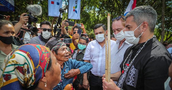 La Nación / Abdo afirmó hacer justicia con los pueblos originarios mediante la inserción laboral