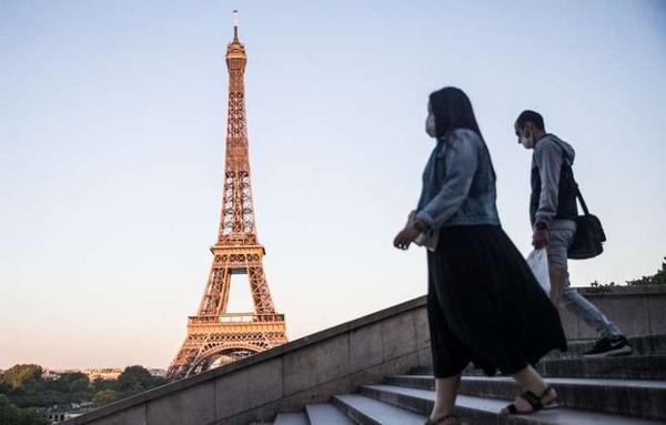 Coronavirus: Francia adelanta que impondrá toque de queda