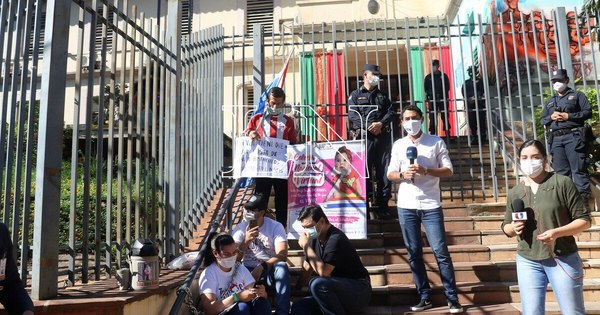 La Nación / Caso Bianca: Ministerio de Salud oficializa que gestionará el costoso tratamiento