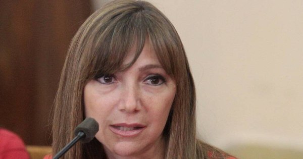 La Nación / Veintena de protestas por adjudicación de Sinafocal a firmas de misma familia