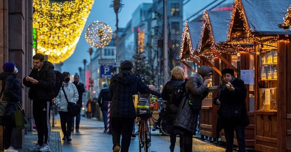 La Nación / Berlín impondría cuarentena total durante las fiestas