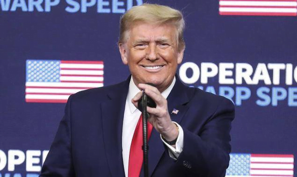 Trump anuncia que el primer estadounidense se vacunará en próximas 24 horas - Noticiero Paraguay