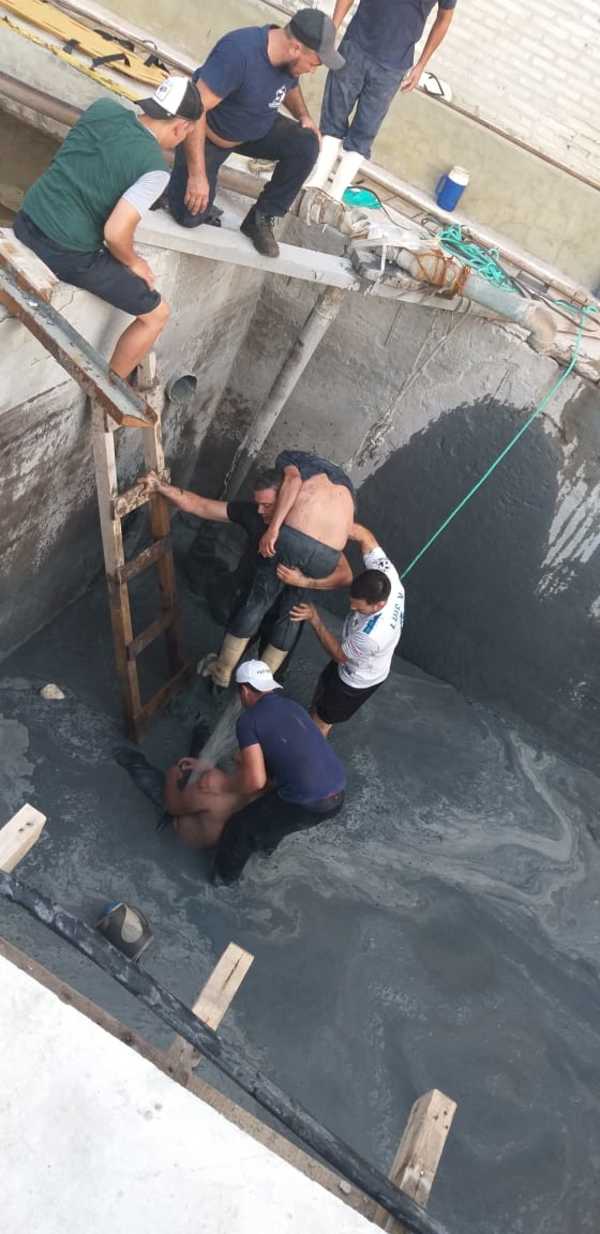 Accidente en curtiembre de Limpio: trabajadores caen a pileta de tratamiento