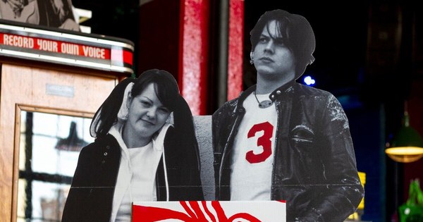 La Nación / The White Stripes lanzó álbum de grandes éxitos