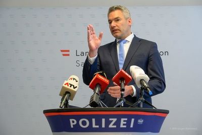 La policía austríaca incauta un gran arsenal para una milicia de ultraderecha alemana - Mundo - ABC Color