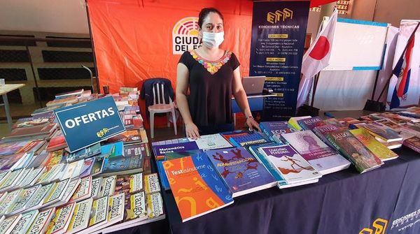 Está habilitada la feria de libros, arte y artesanías en CDE - ABC en el Este - ABC Color