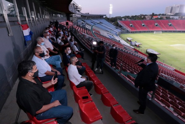 El Defensores del Chaco estrena ‘Palco de los Campeones’