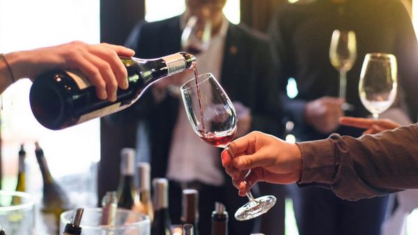 Vino y contrabando: no solo el precio importa