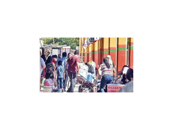 Habrá buses al interior por fiestas, pero no aumentarán las frecuencias