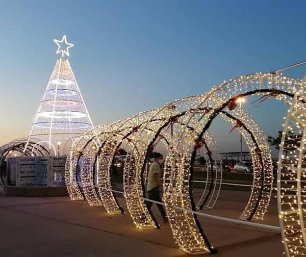 Inauguran “Parque Navidad” en la Costanera de Asunción