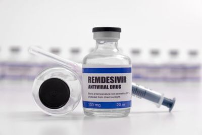Los pacientes de covid-19 mejoran con remdesivir y baricitinib, dice estudio  - Ciencia - ABC Color