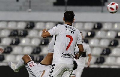 ¿Va para el Puskás? El golazo de chilena del 'Pollo' Recalde para Olimpia
