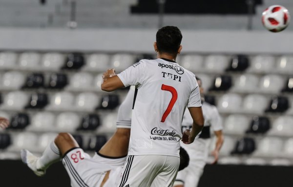 ¿Va para el Puskás? El golazo de chilena del 'Pollo' Recalde para Olimpia