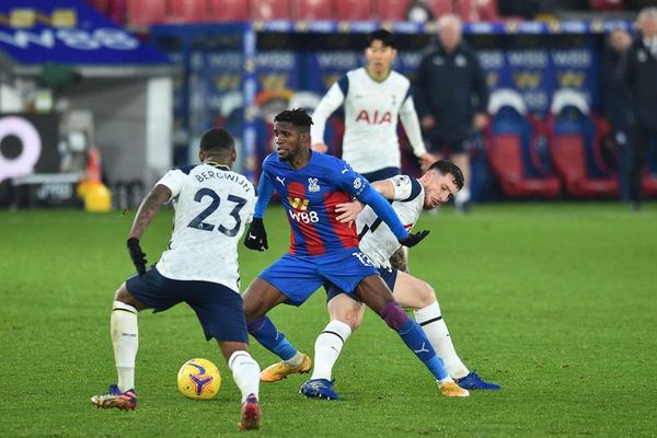 Tottenham dejó escapar dos puntos ante el Crystal Palace - Fútbol - ABC Color