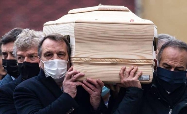 HOY / Entran a robar en casa del futbolista Paolo Rossi durante su funeral