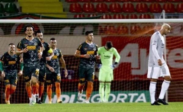 HOY / El equipo de Bareiro bajó a uno de los grandes y llegó a la punta