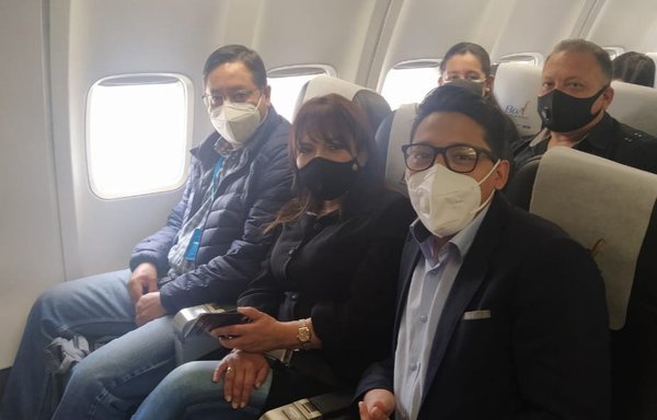 Presidente boliviano viaja a Brasil para revisión médica tras superar cáncer - ADN Digital